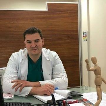 Dr. İsmail Aksu