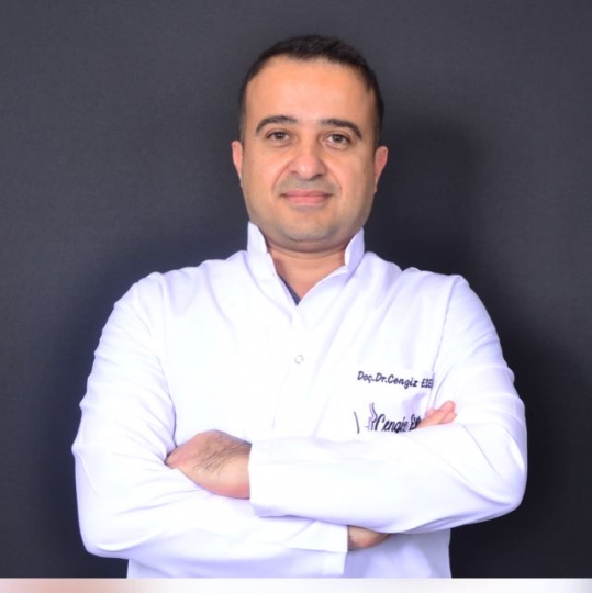 الدكتور جنكيز إيسر