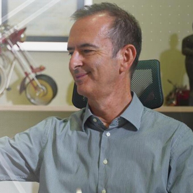 الدكتور كوراي جوزكونفرات