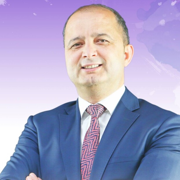 الدكتور إسابل يوكسل