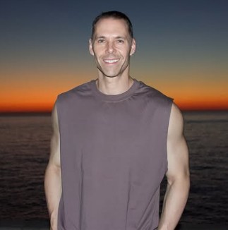 الدكتور تويغان بورا