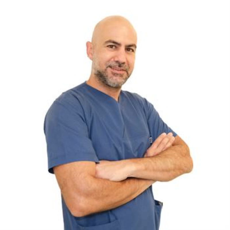 دكتور كان أتاكان