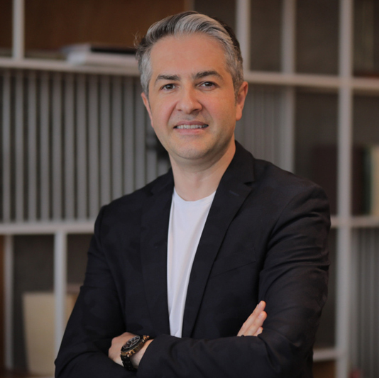 الدكتور أوزهان أيدوغدو