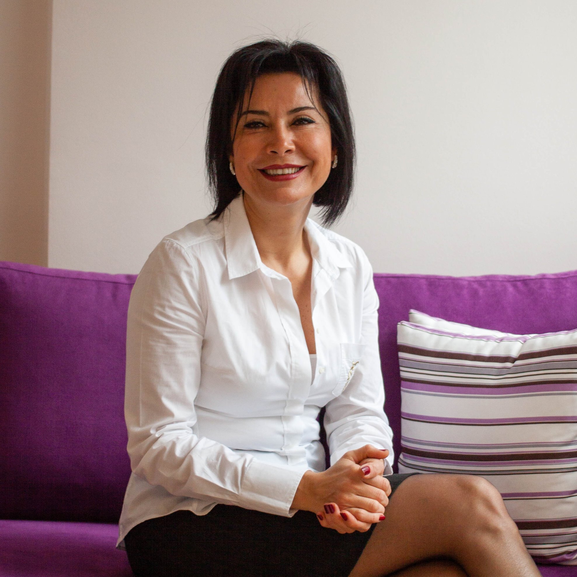 الدكتورة آرزوم أمير أوغلو