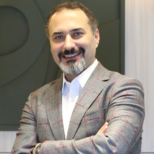 د. علي إلْكر باشتان