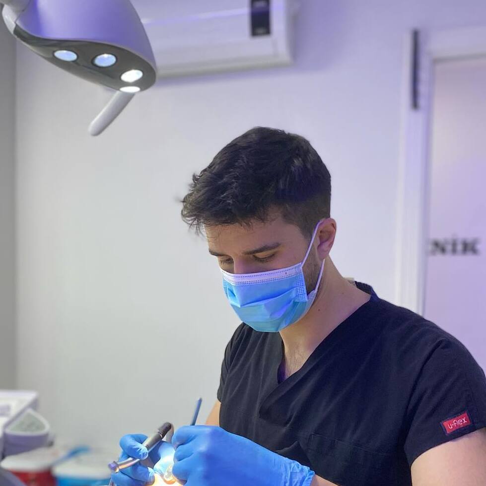 د. جونَش جان أقداغ