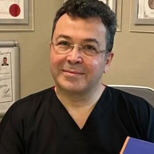 الأستاذ الدكتور إرجان كراجاوغلو