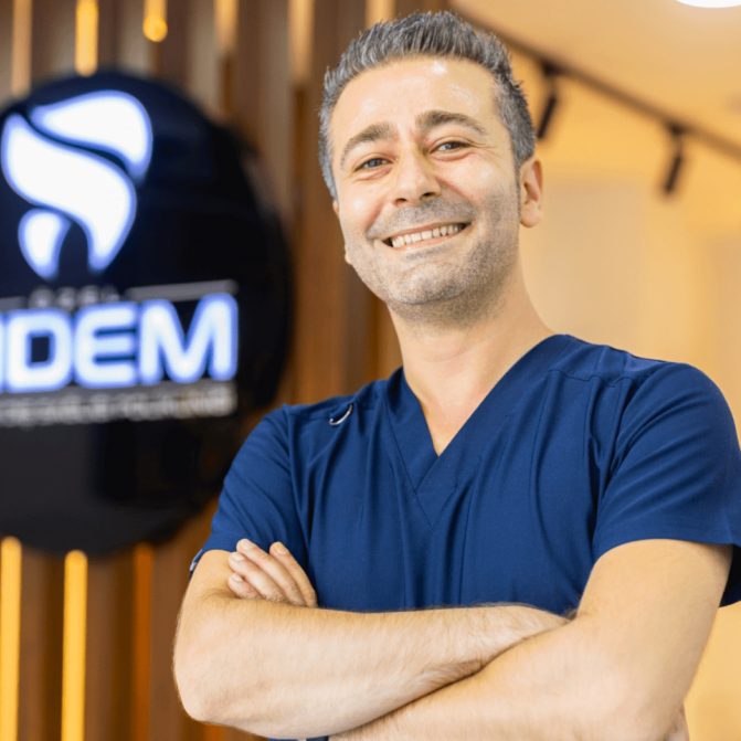 د. تاچتين نصرت توتوملو