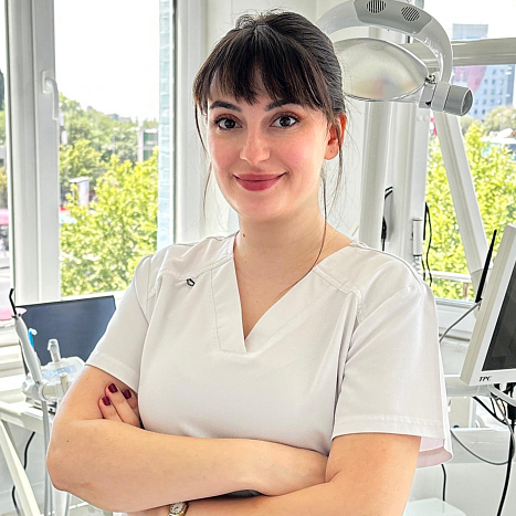 د. إيمين كاراكوش