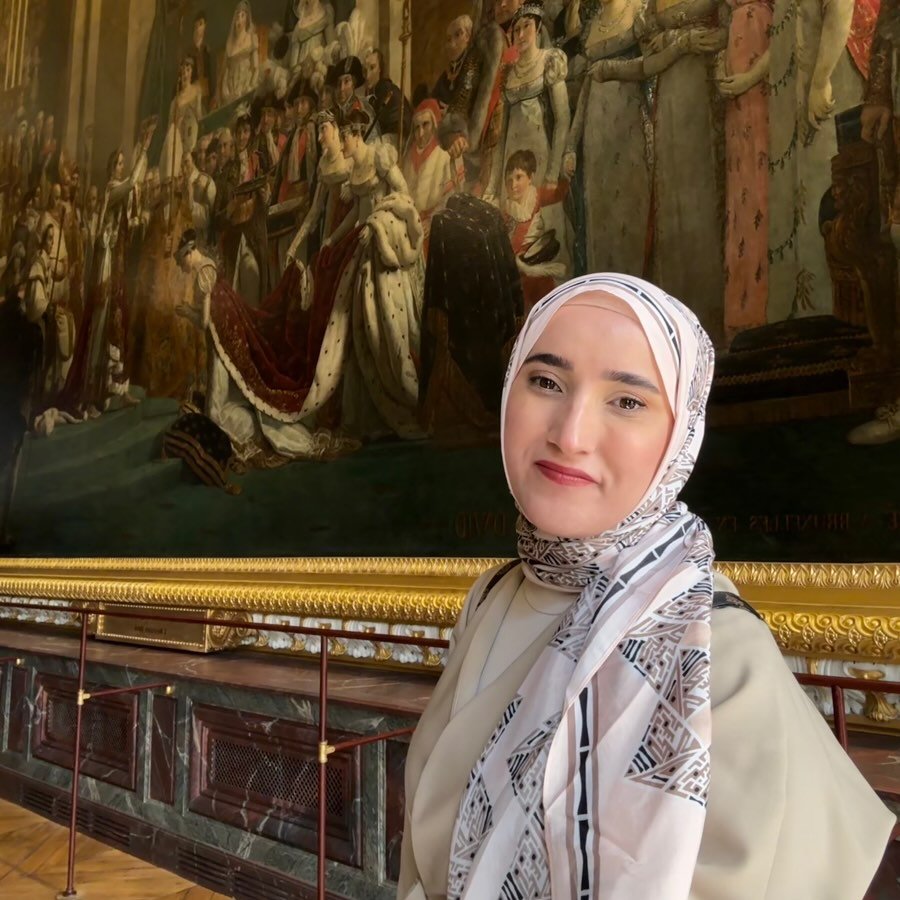 د. عائشة تاكا