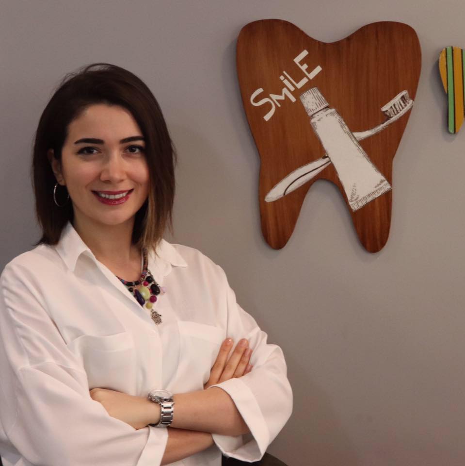 الدكتورة سايمة ديلارا بيكر