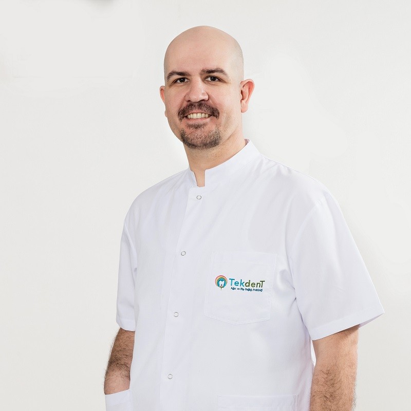 Dt. Erkin Çelikyurd 