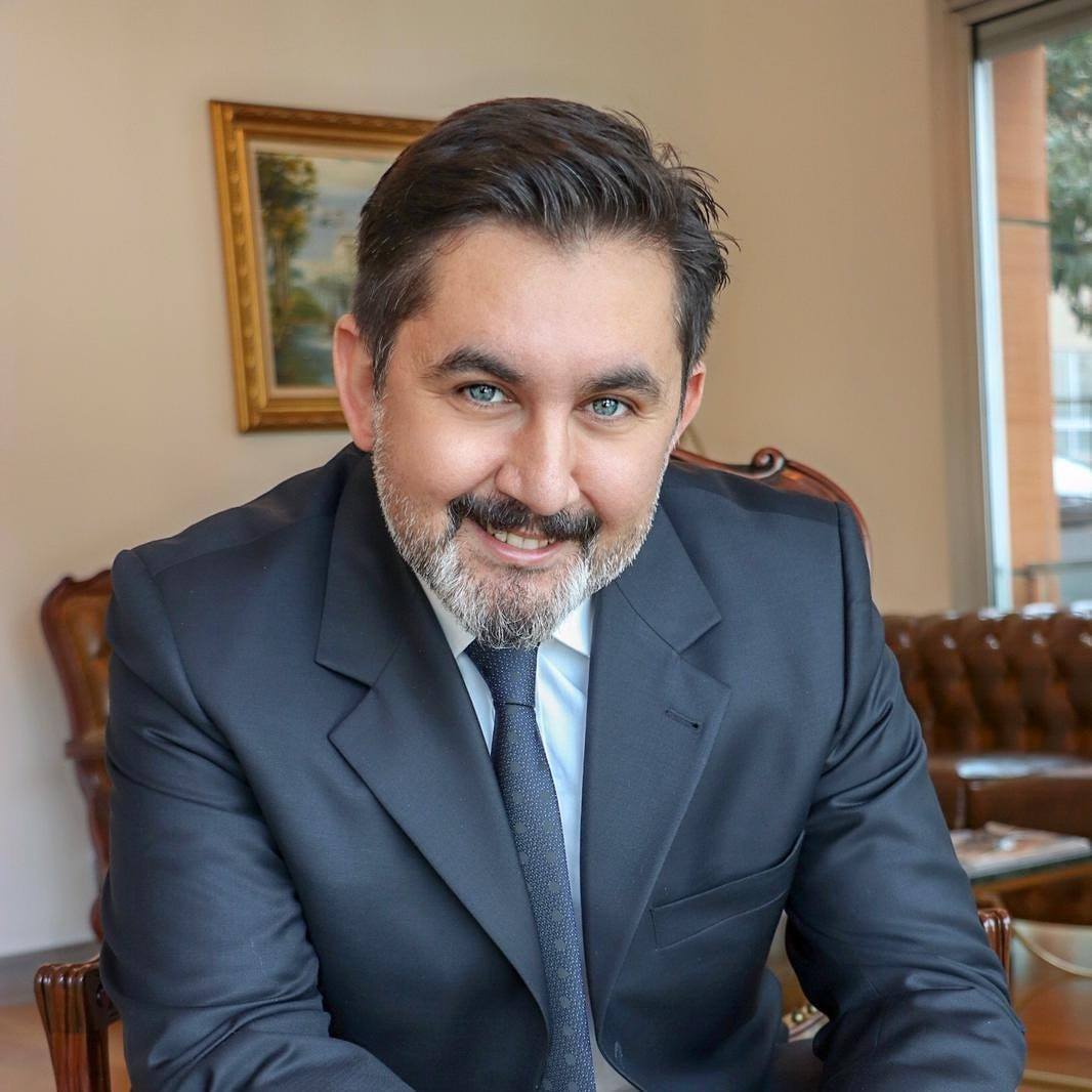 الدكتور برهان أوزالب