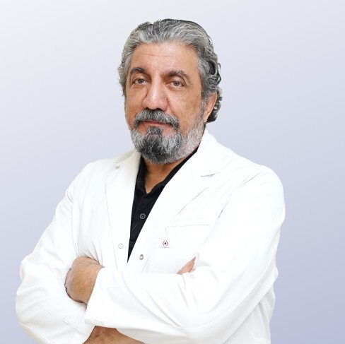 الدكتور فاتح بيكر