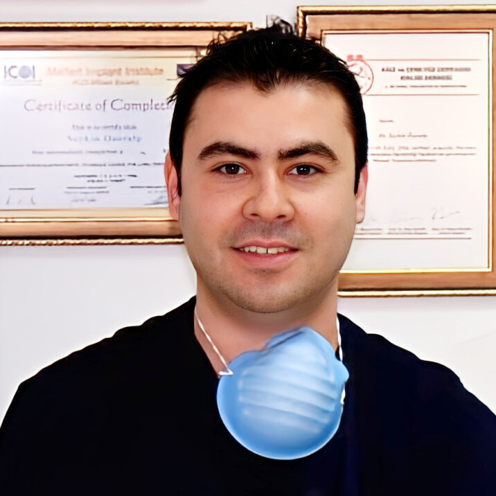 Dt. Seçkin Özeralp 