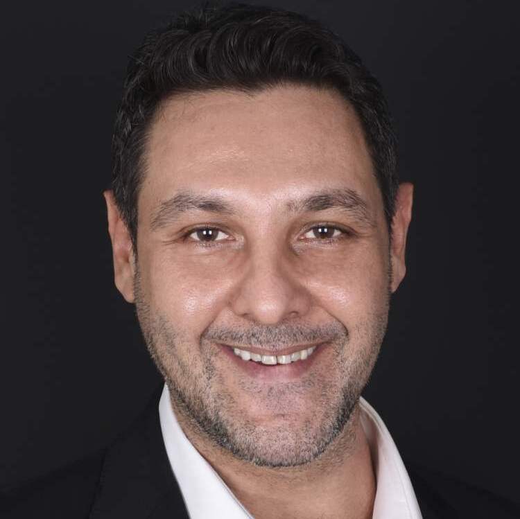 الدكتور حقي خير الدين إزميرلي