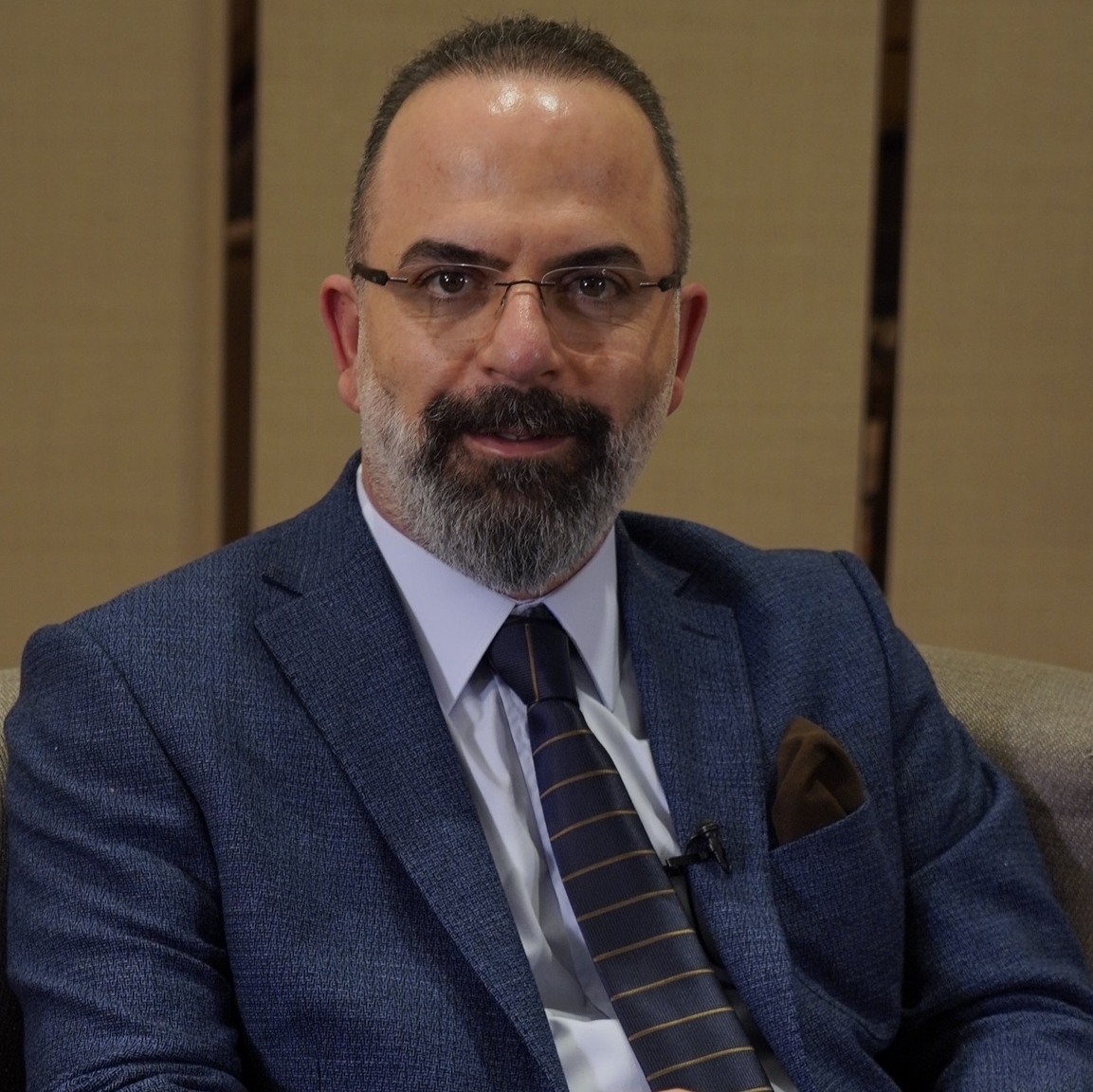 الدكتور مفلوت داغ