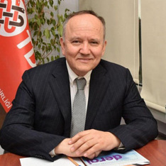 Dt. Yaşar Baytak 