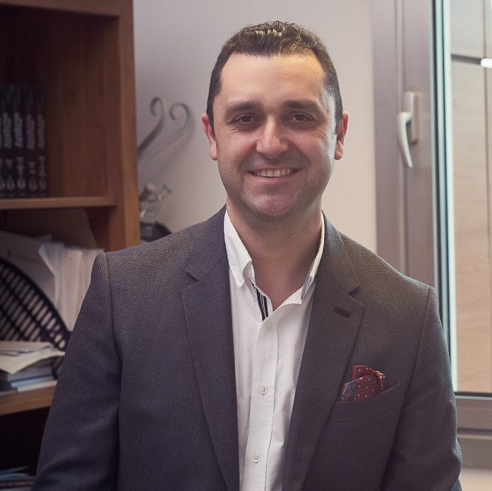 د. أوز كاييرَان