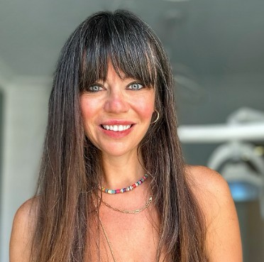 د. يلِز سيزر