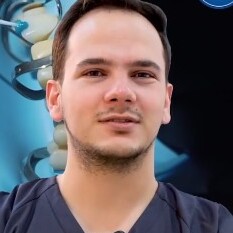 الدكتور يوسف إيفي