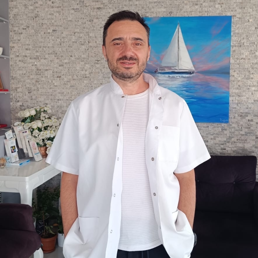 د.  أنور أكين أوزكان