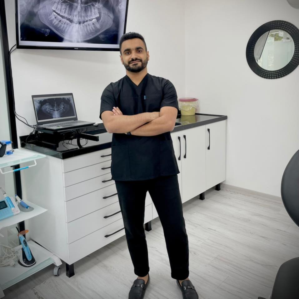 الدكتور غياث رومانة