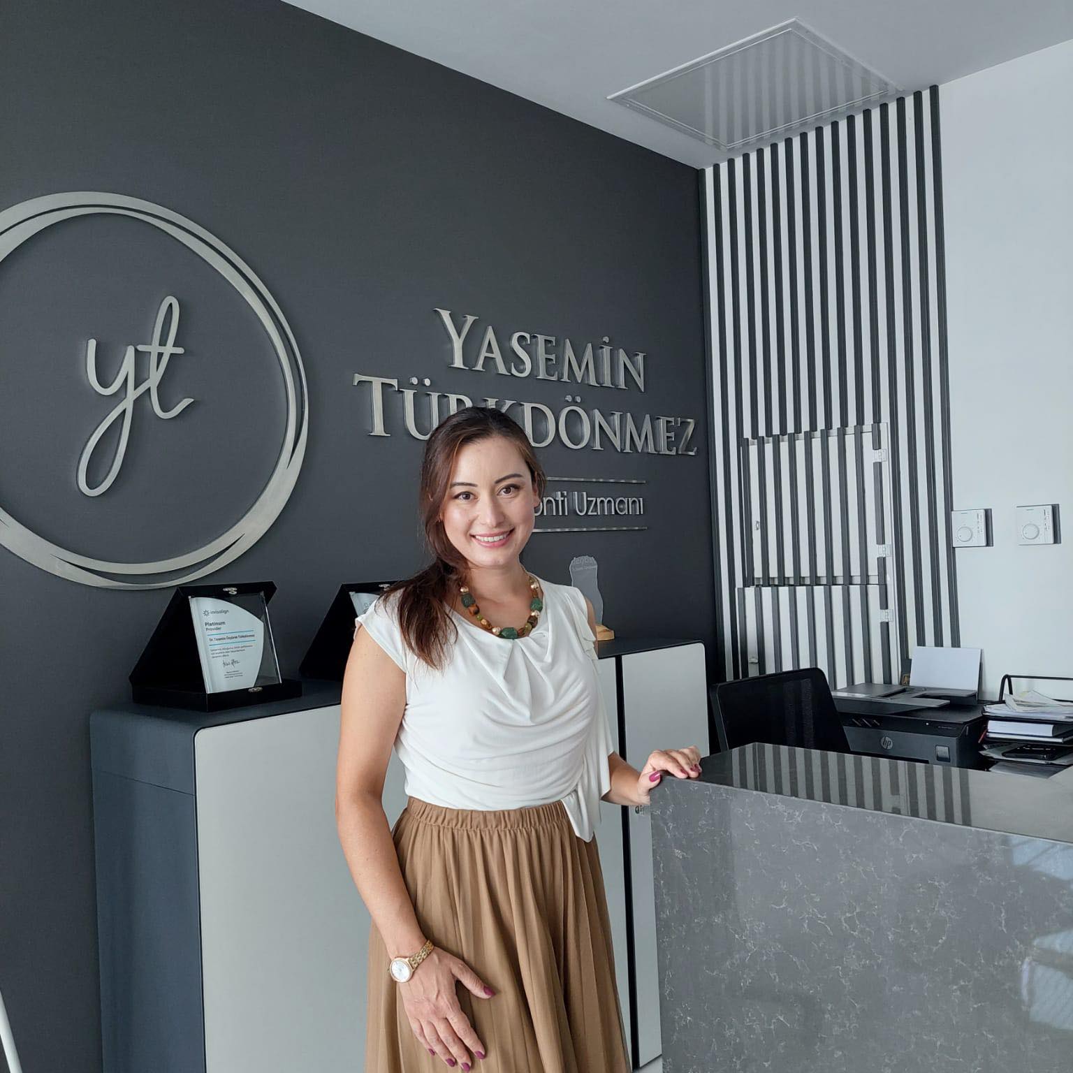 الدكتورة د.ت. ياسمين أوزيوريك توركدونميز