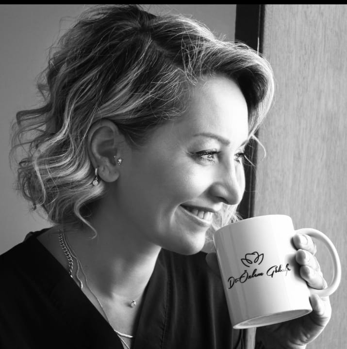 Dt. Özlem Gökalp 