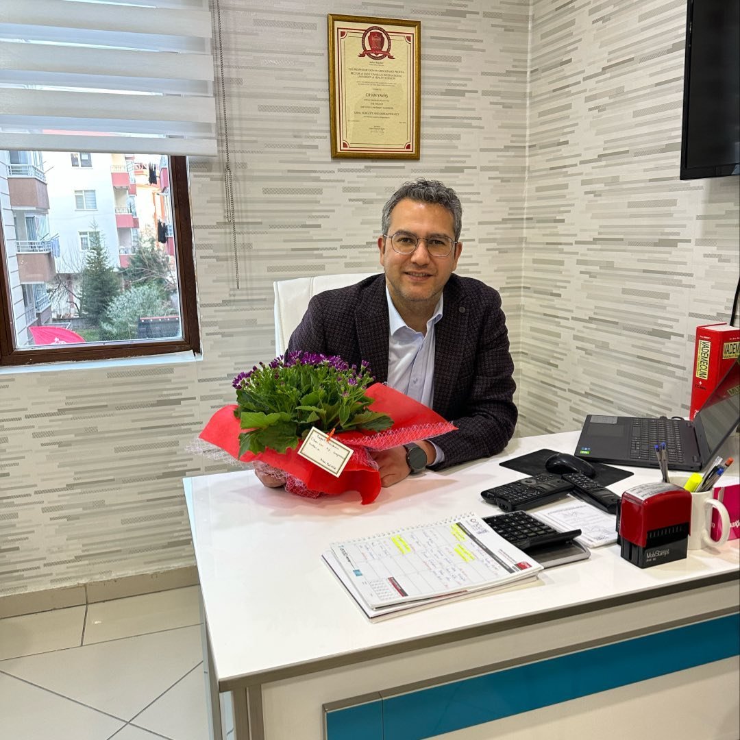 Dt. Cihan Yavaş 