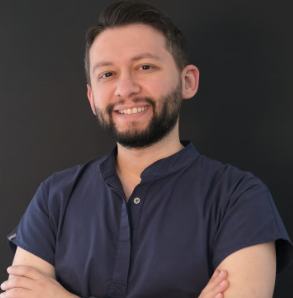 Uzm. Dt. Gökhan Çiçekci 