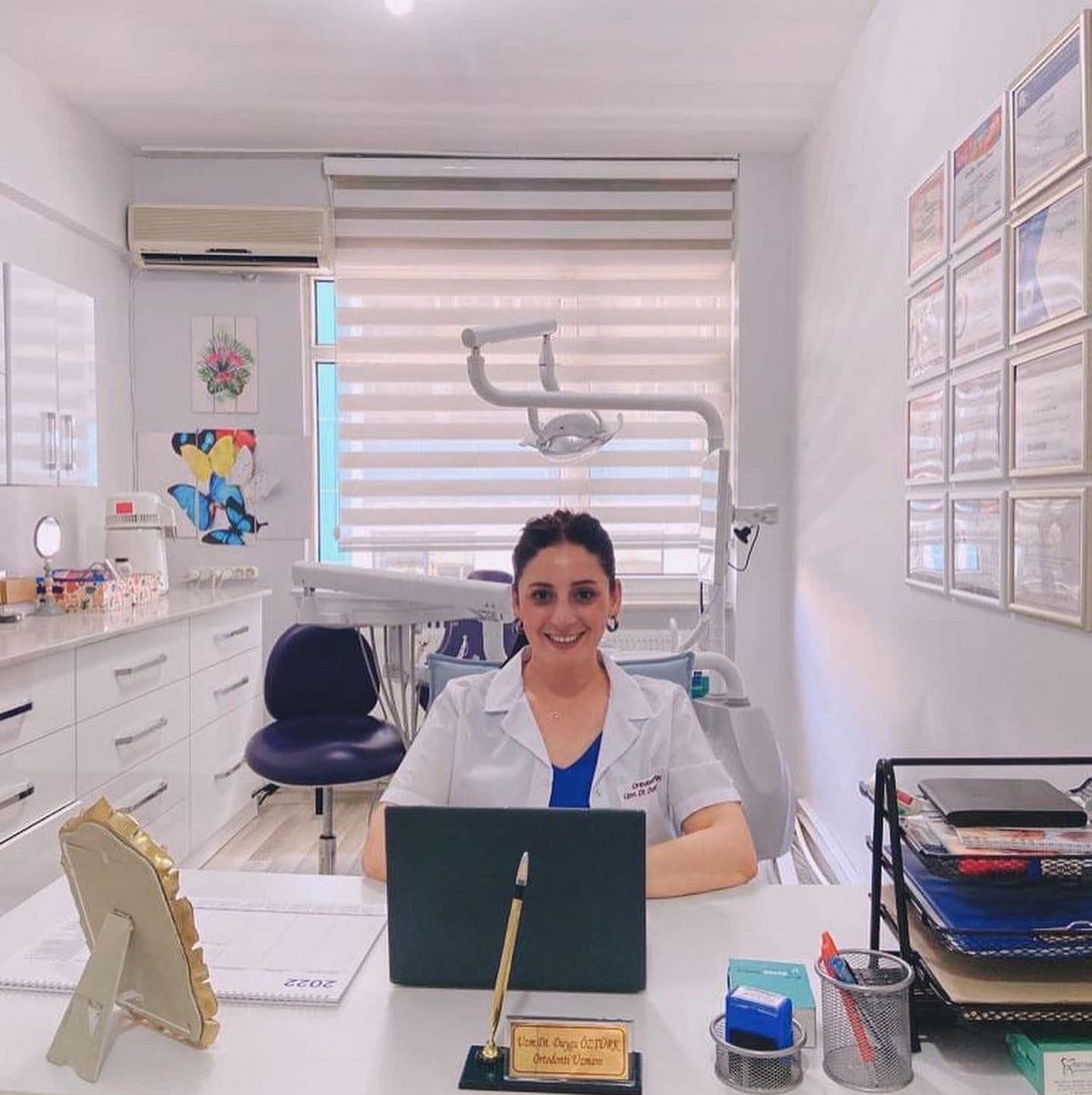 Dr. Dt. Duygu Öztürk 