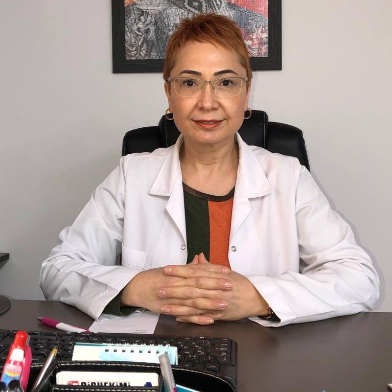 Dt. Ayşegül Sivrikaya 