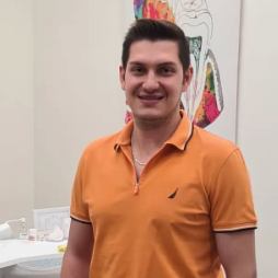 Dietitian Emre Maç