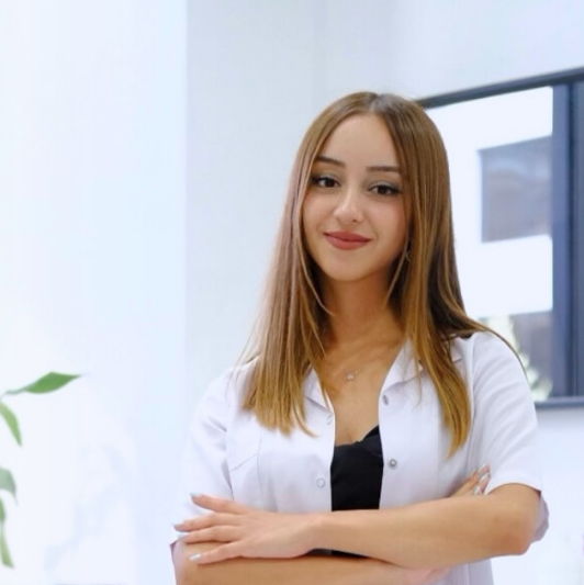 Dietitian Büşra Önal