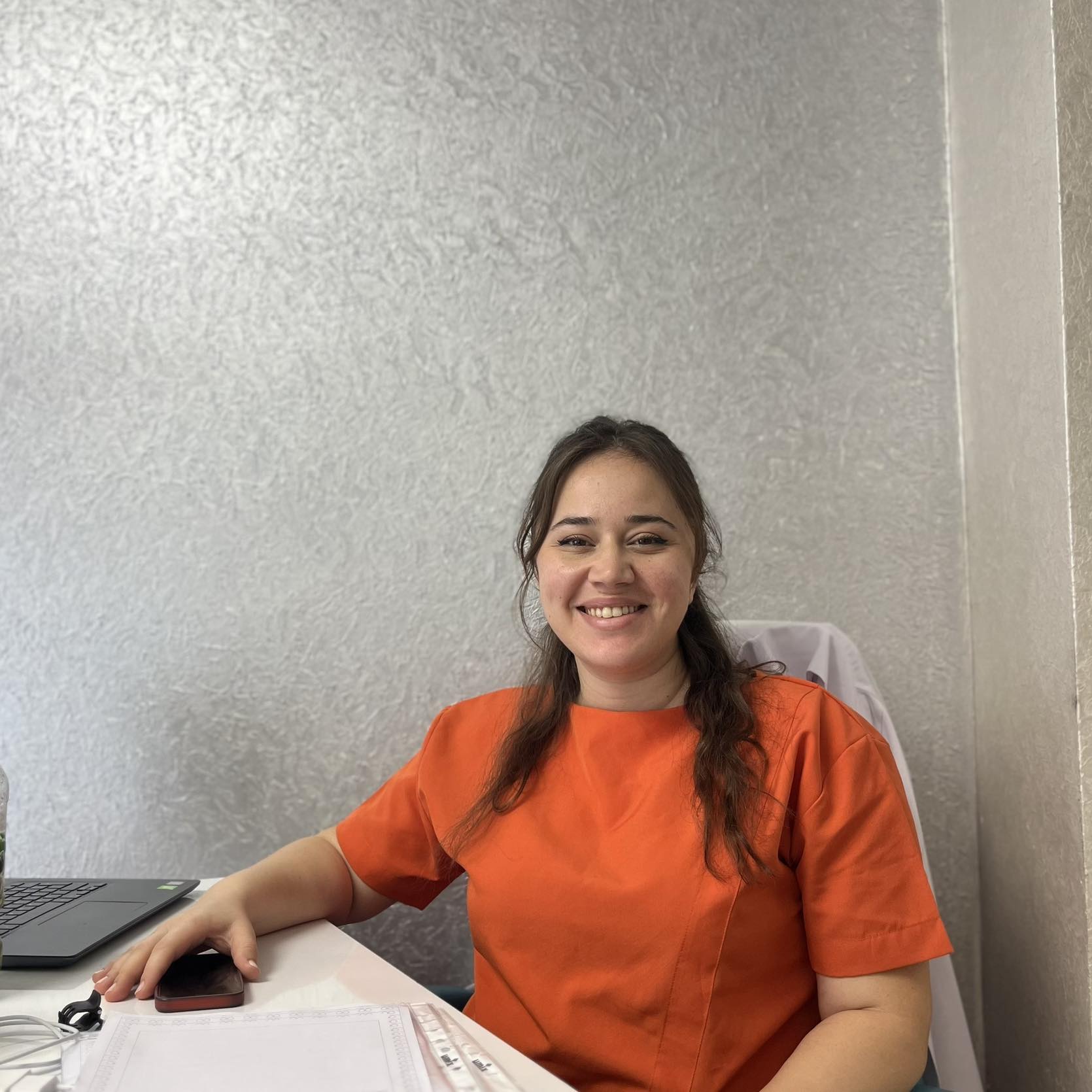 Dr. Dt. Sena Turgut Sezgin