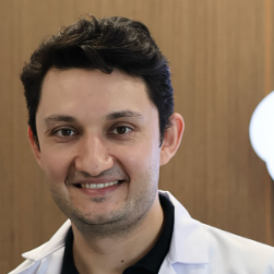 Uzm. Dt. Kadir Işık