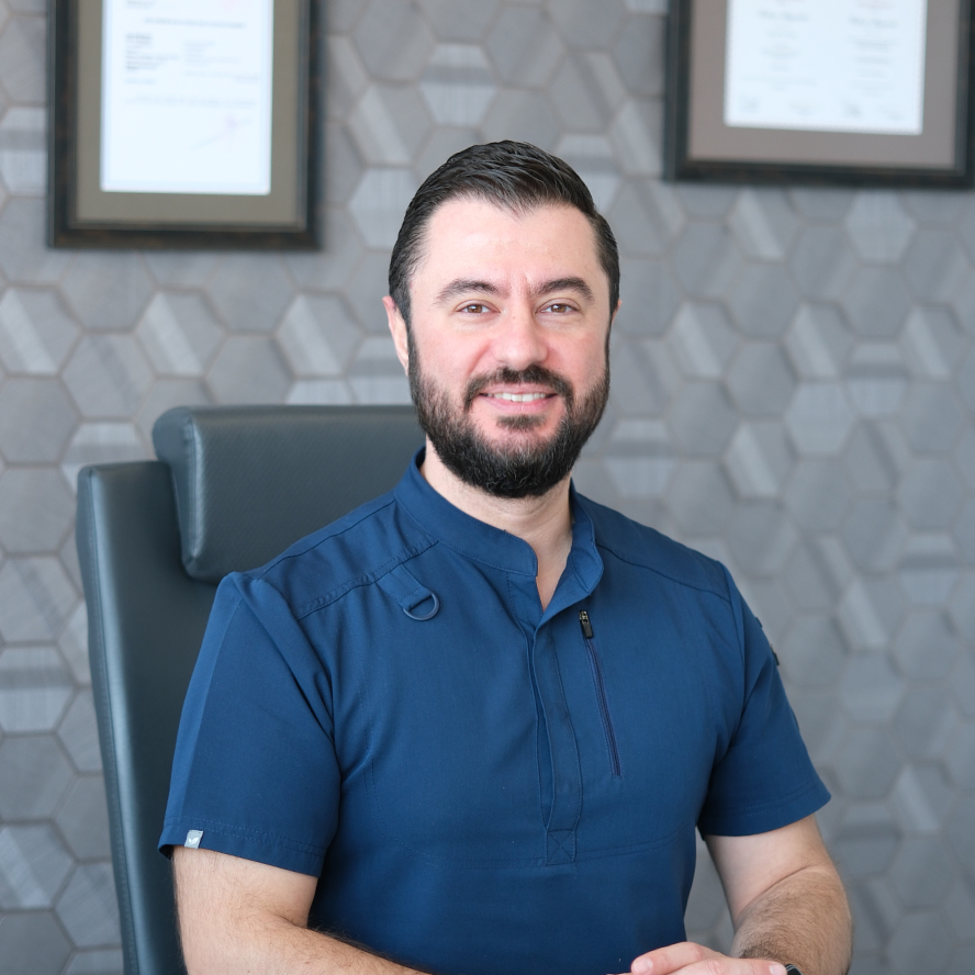 Dr. Dt. Hakan Bayındır