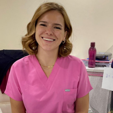 Dt. Öykü Hızlıoğlu