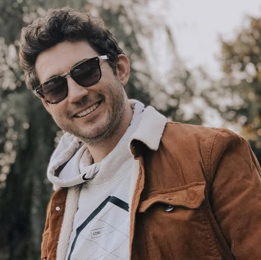 Spec. Dt. Hüseyin İnan