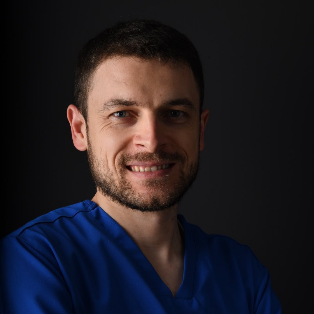 Spec. Dt. İbrahim Şener