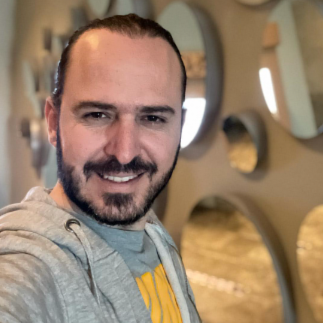 Dr. Dt. Çağrı Can