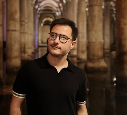 Dietitian Anıl Arabacı