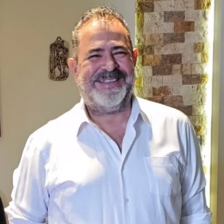 Uzm. Dt. Kerem Dolar