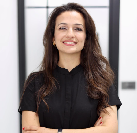 Dt. Kübra Karakayiş