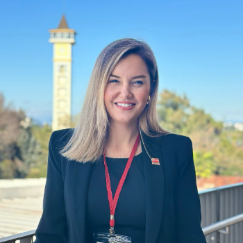 Dr. Dt. İpek Aysan Meriç