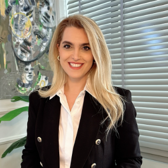 Dr. Dt. Emel Engin Çakıroğlu